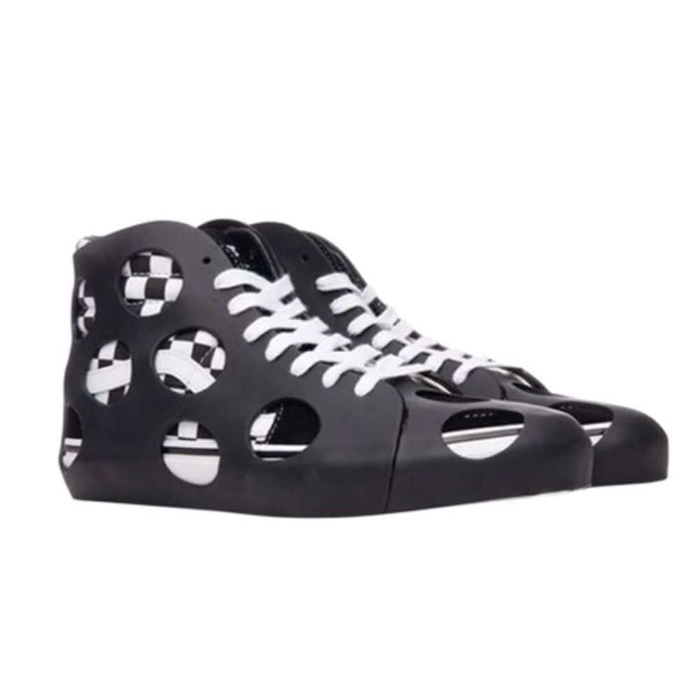 Vans Vault OG SK8-HI Cage LX Sneakers Size 7 Mens Checkered Black and White